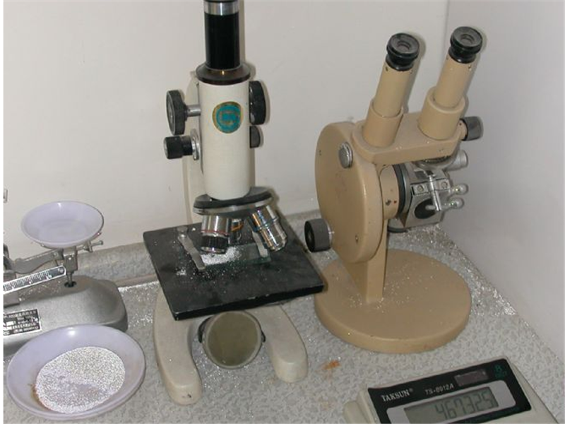 Glass Bead Blasting Media For Metal Cleaning And Polishing (120 grit, 150 grit, 180 grit, 220 grit)